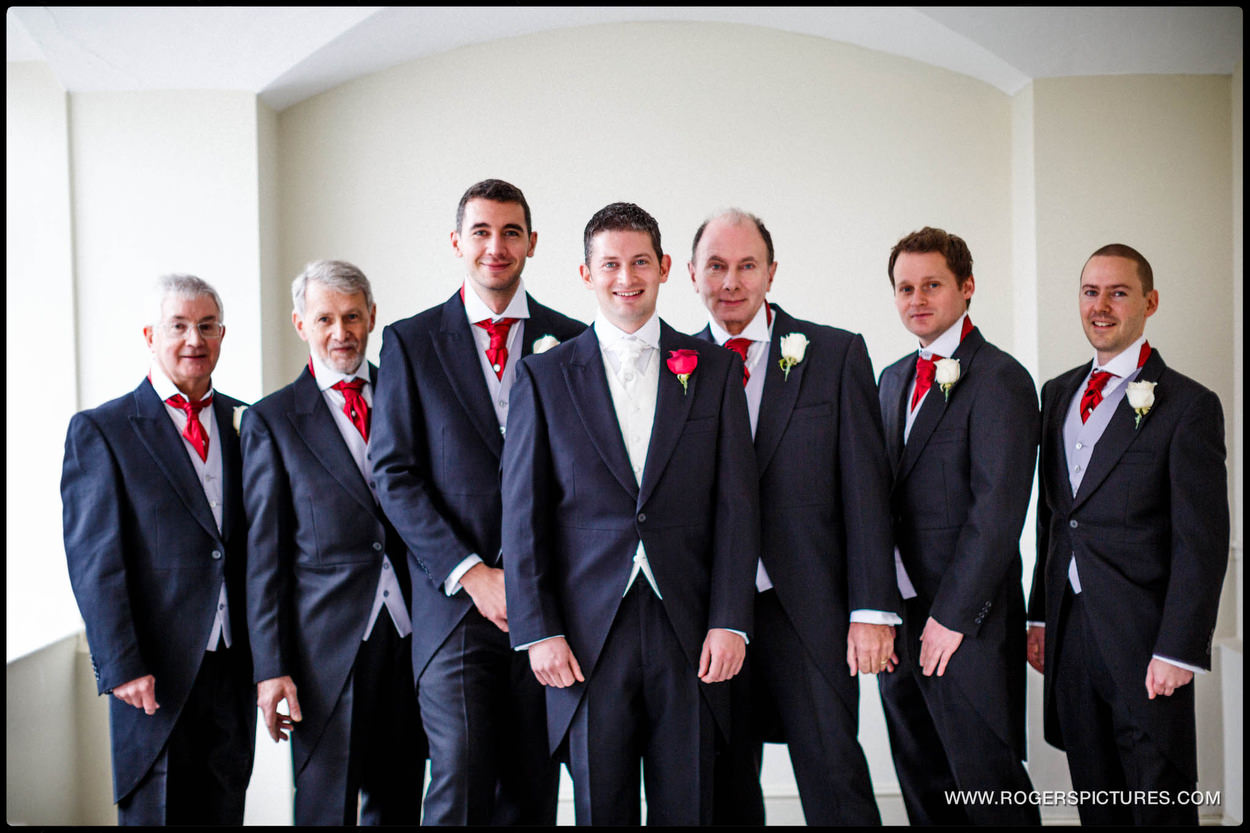 wedding-formal-group-photos-and-portraits-wedding-photographer-uk