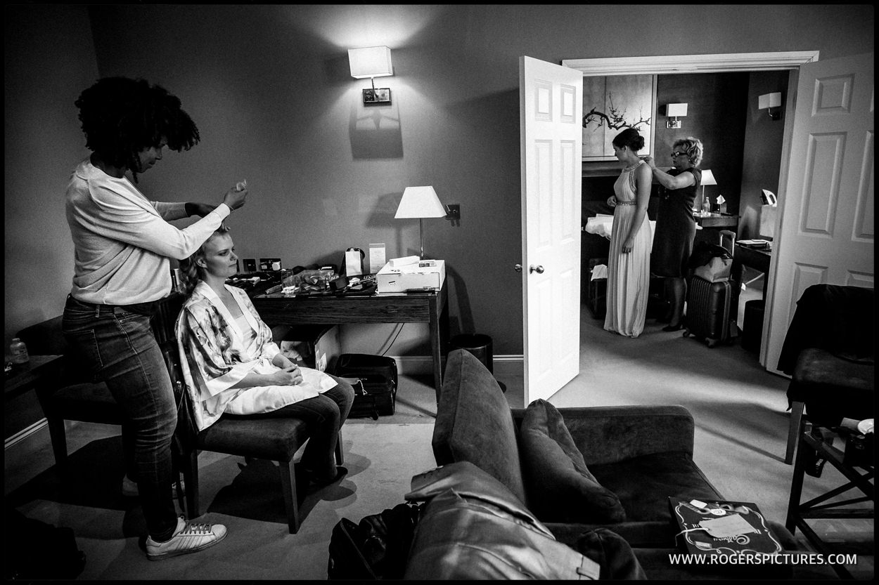 Bride and bridesmaids prep at a St Albans Hotel