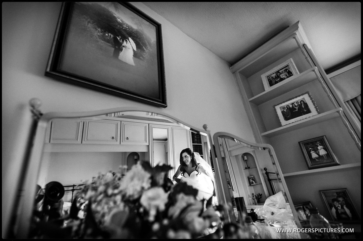 Luton Hoo wedding photography bridal preparations