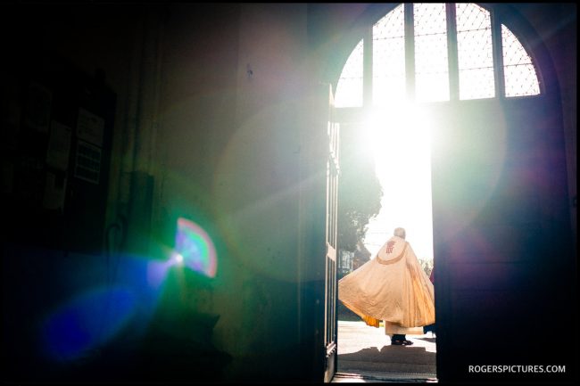 Oakley Court Windsor Wedding Photography 025 Oakley Court Windsor wedding photography