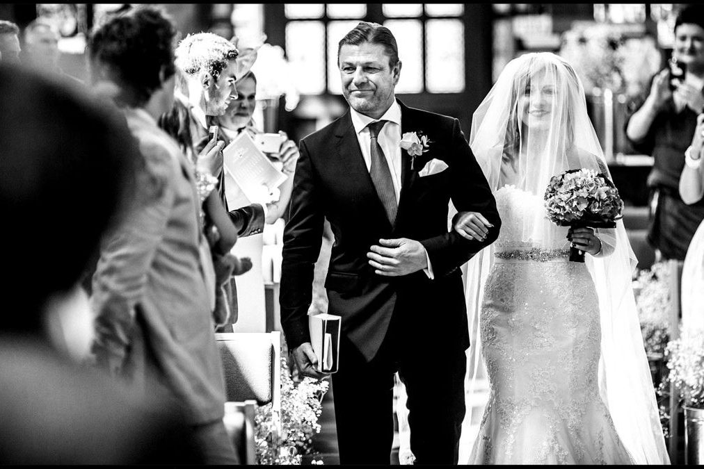 Wedding Photographer 05 1 995b6318757d525965338e4274f1f3f1