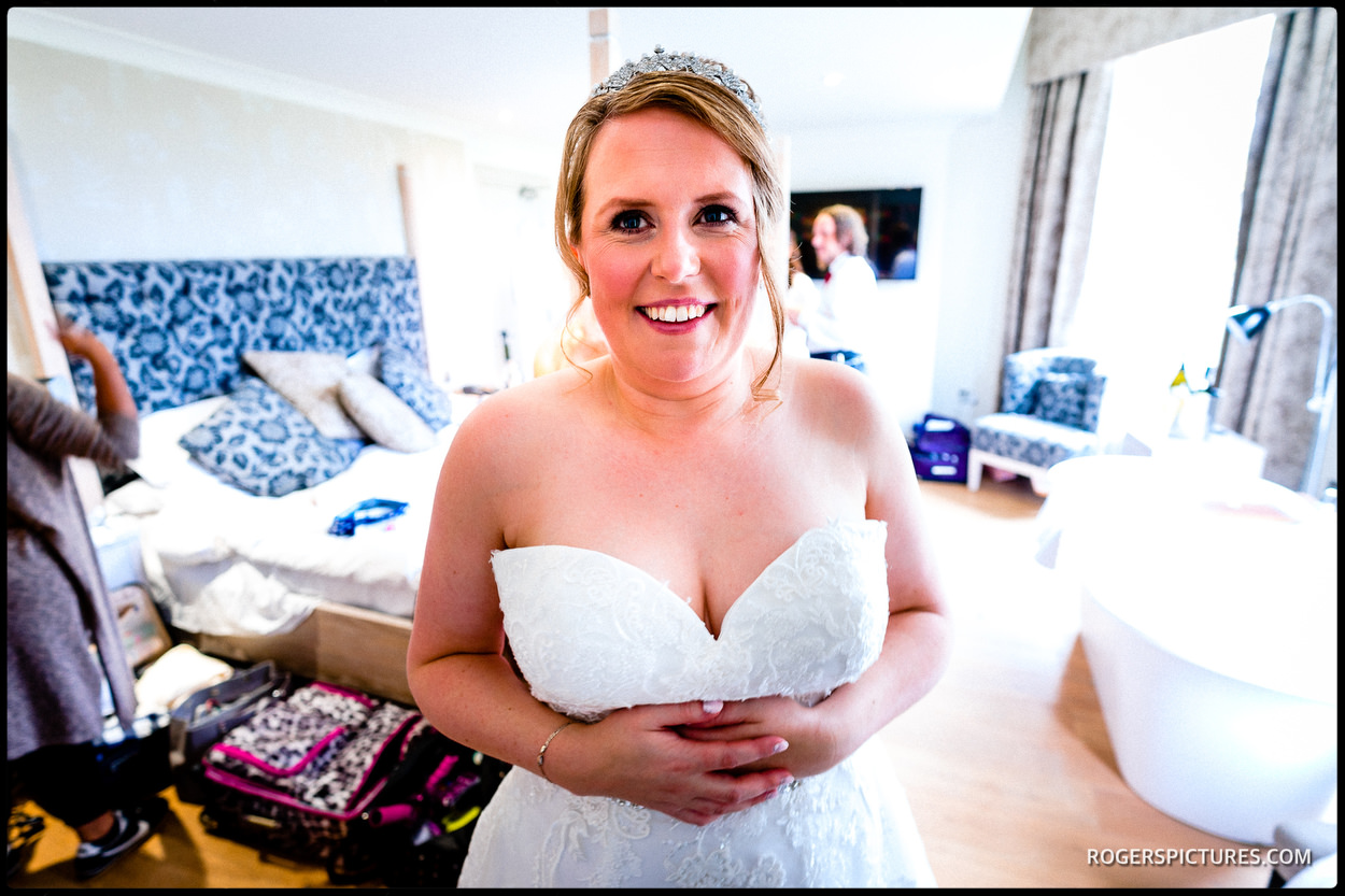 Bridal prep at Stoke Place Hotel