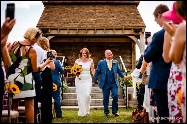 Summer Wedding at the Farmhouse at Redcoats