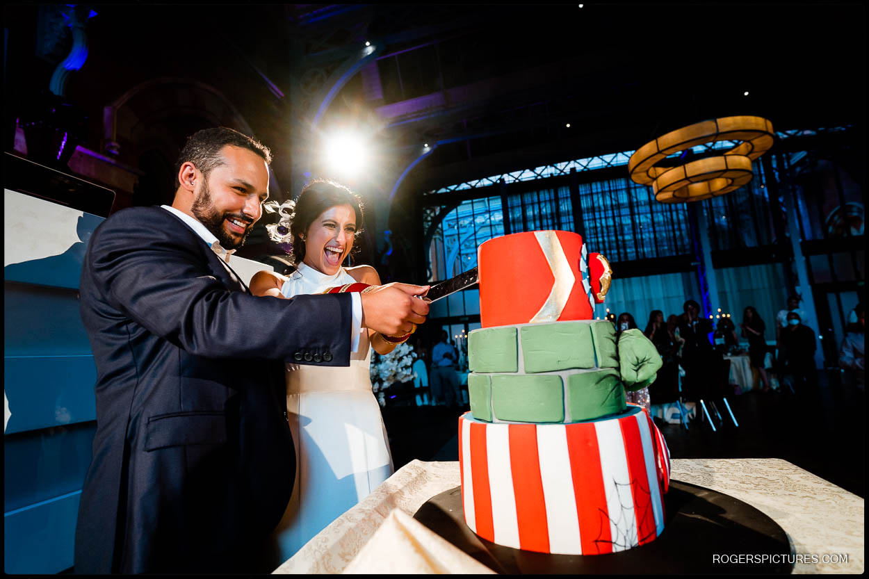 Cake cutting at St Pancras Renaissance Hotel wedding