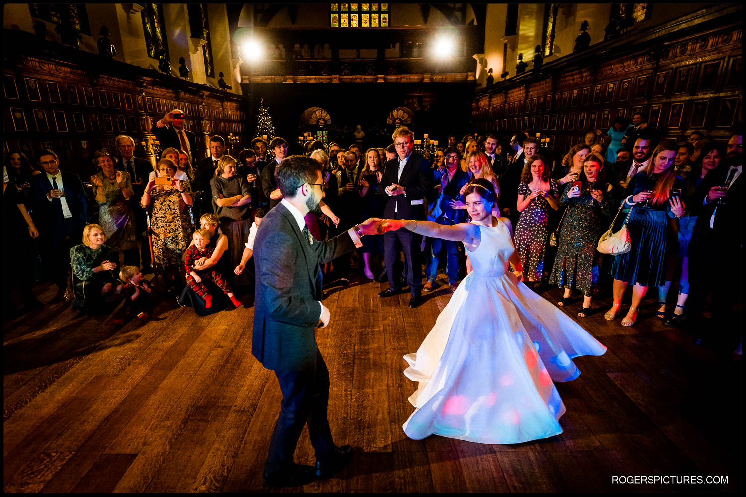 Spectacular First Dance photo in London
