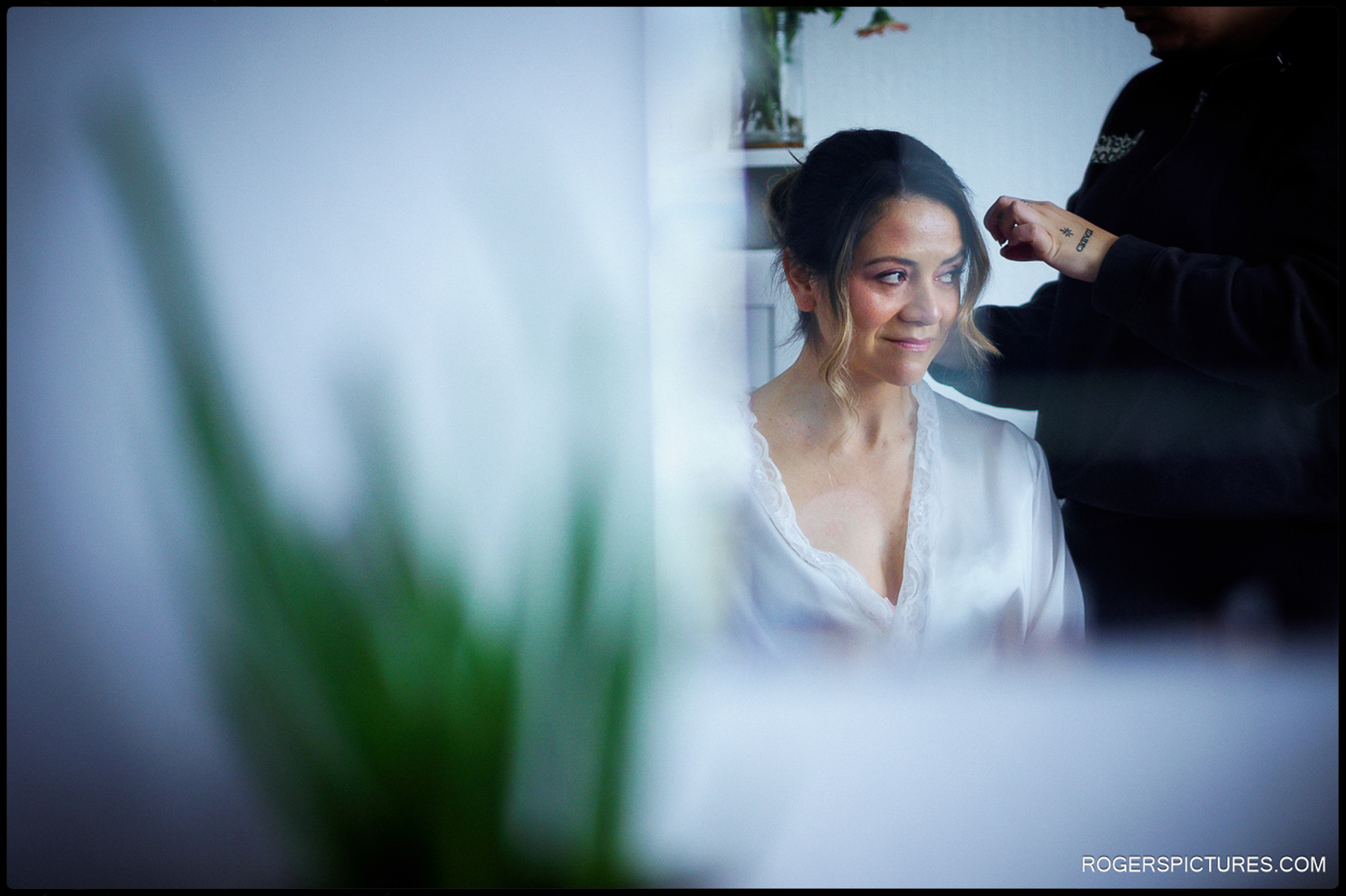 Bride prep before Glasgow wedding
