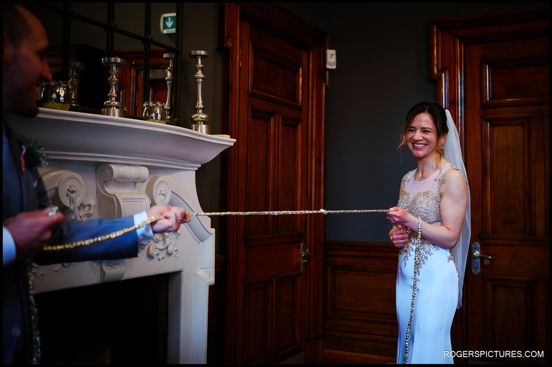 Tieing the knot at City Chambers in Glasgow